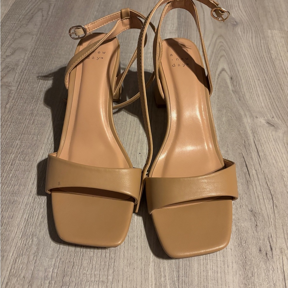 Tan Women's Heels